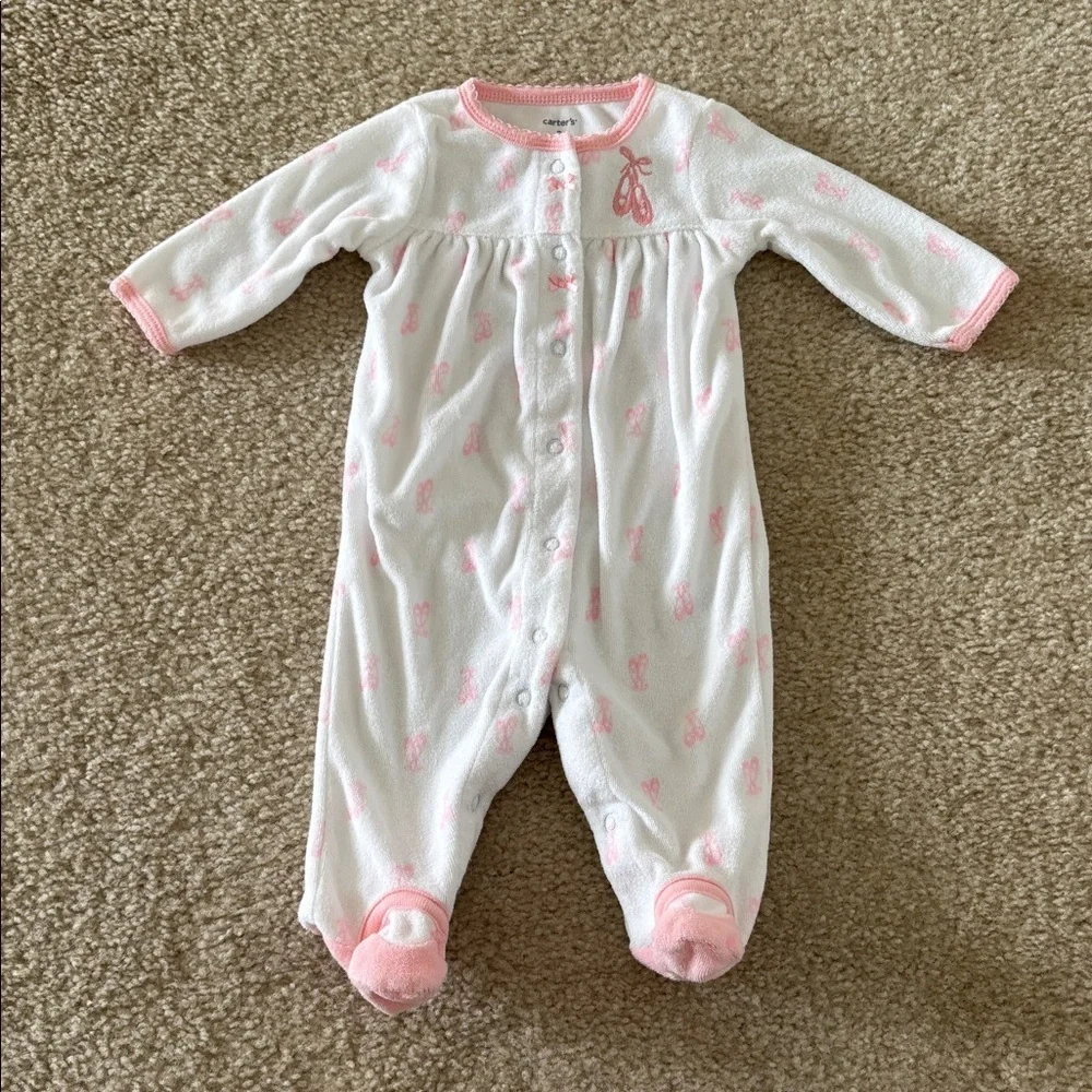 LOT Carter's Baby Girl Clothing Size 3 mos.